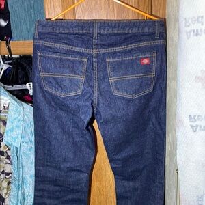 Dickies women 34.5x32  Dark Blue Denim relaxed Jeans NWOT